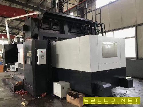 出售：2017年产台牧2518龙门加工中心
