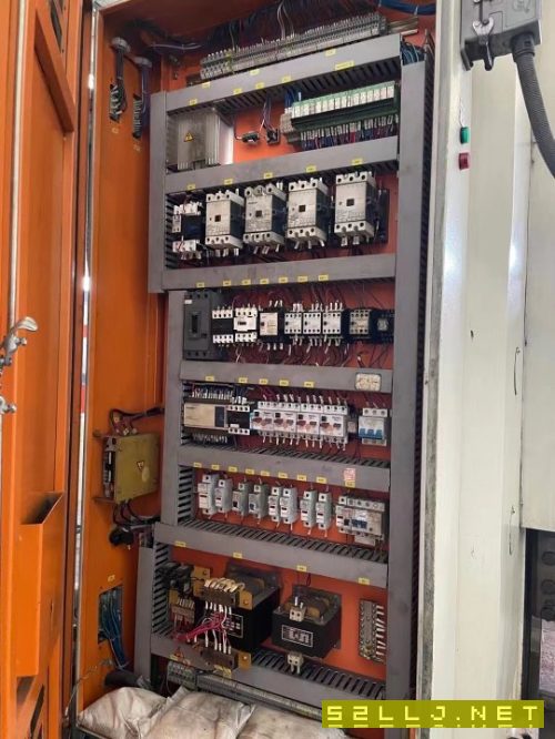 出售：昆明TX6113C/2，工作台16001800行程2/2/2米