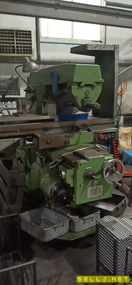 南昌凯马6132万能升降台铣床