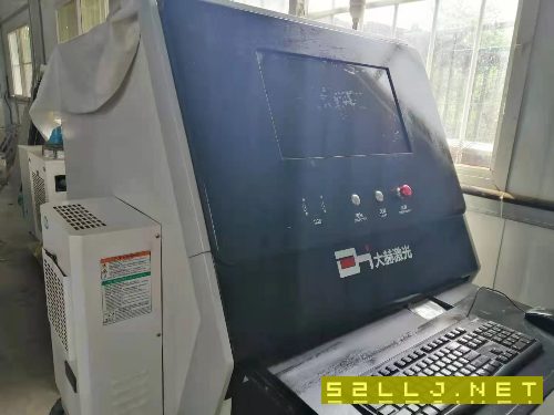 在位出售一台折弯机，一台1000瓦的激光切割机，19年的设备，只用了三月