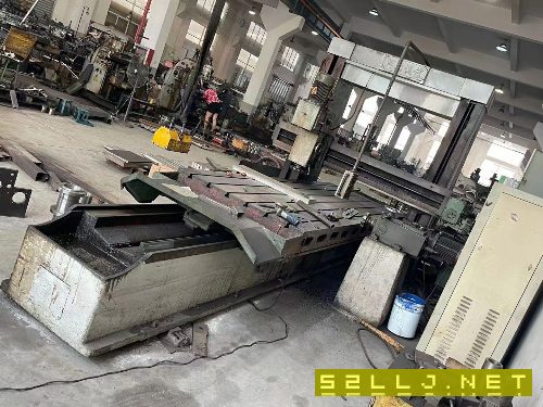 在位出售1600Ⅹ4000龙门铣床，东西不错