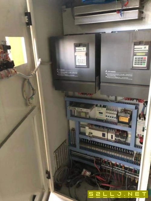南通锻压2000吨，台面2米x3米