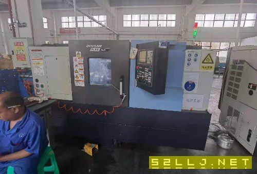 出售：斗山3050斜床身数控车