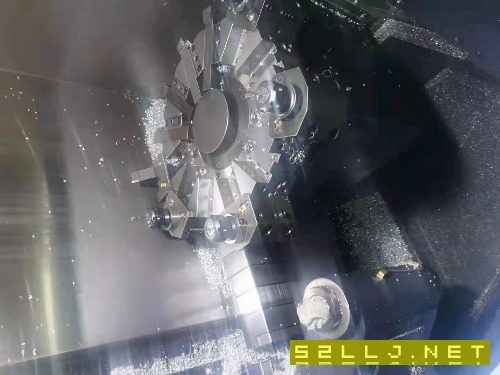韩国斗山235数控机床