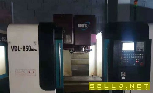 出售大连850加工中心及配件