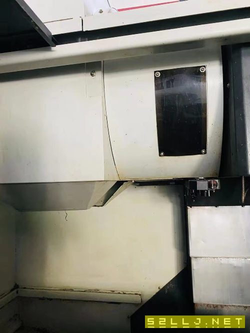 出售：台湾立扬v12立式加工中心