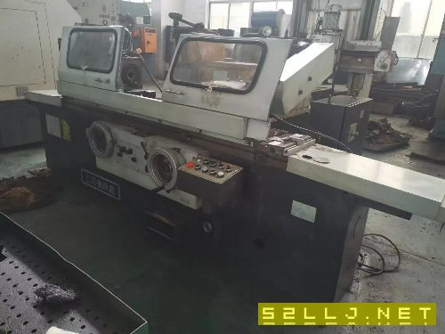 出售：精品上海1332X1000外圆磨床，安装少用。