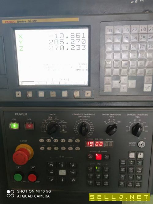 出售:华特1270数控铣，两线一硬，BT50主轴，发那科MF系统，带排屑机，可以.