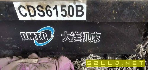 出售：大连61502000车床，机器安装少用，导轨很亮。