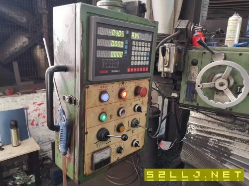 出售：龙佑单面铣，行程1500800，参数如下表，私聊发工作视频。