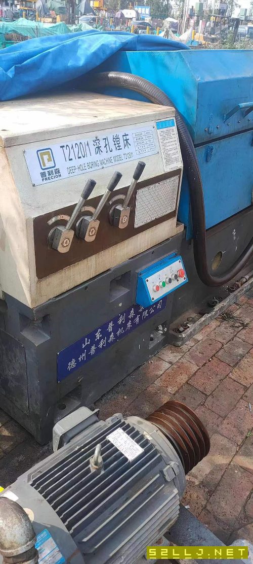 出售：t2120/1深孔镗床，200X3000，有老板能用的联系，
