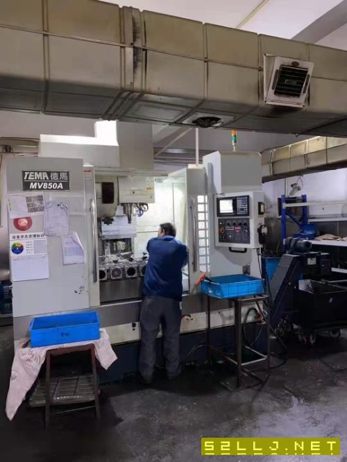 13年重型德玛850加工中心