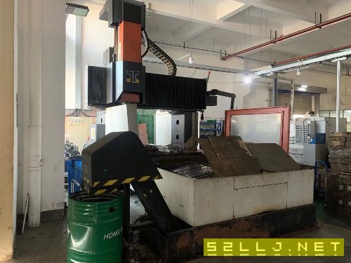 出售：2014年泉州佳泰2317龙门加工中心
