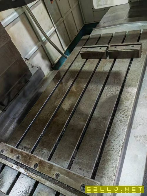 出售：一台2014年台湾旭正齿轮头1890加工中心三轴行程1800&#215;900&am.