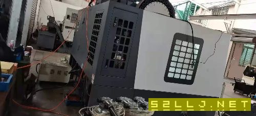 江南1100加工中心