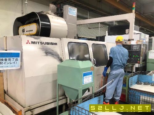 日本原装三菱V60D立式加工中心