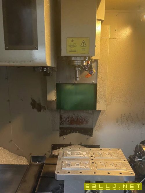打包出售17年哈挺710两台510一台，BT30主轴，西门子系统。