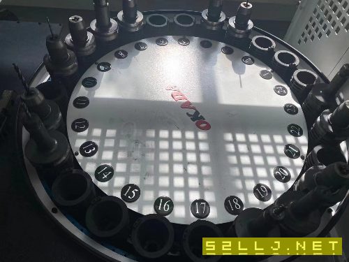 纽威1530龙门加工中心