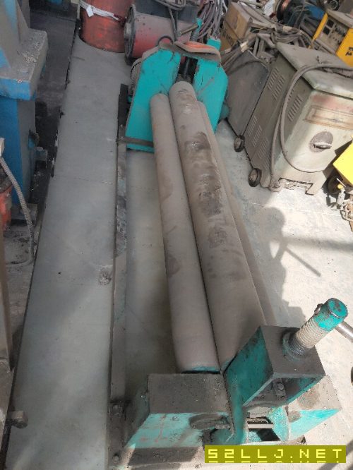 出售8X1700三辊卷板机