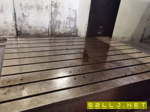 海天龙门经典款1500G，工作台1.5米2米，门宽1.6米，BT50齿轮头。