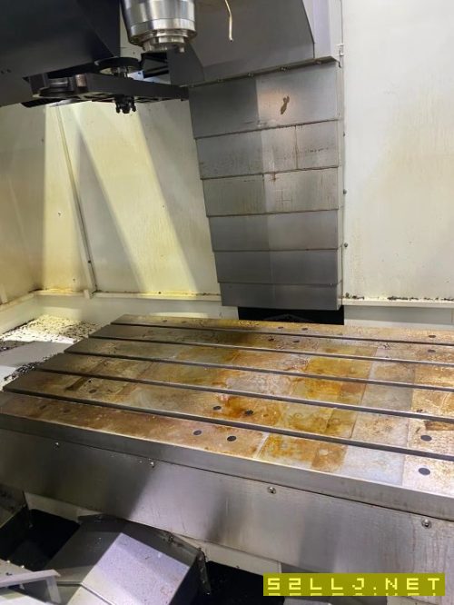售精品ⅰ5M4.8立式加工中心BT50主轴带排屑器少用.