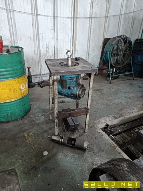 出售四米龙门加工中心
