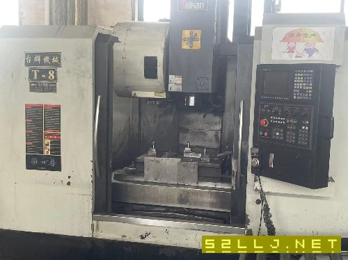 出售13年同款俩台850台群加工中心，三硬轨，m70.