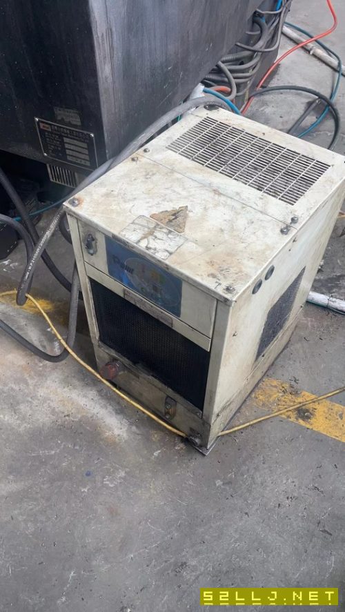 出售13年同款俩台850台群加工中心，三硬轨，m70.