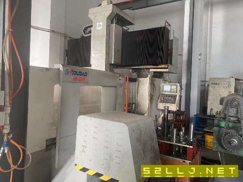 出售：厚道2516数控龙门加工中心一台