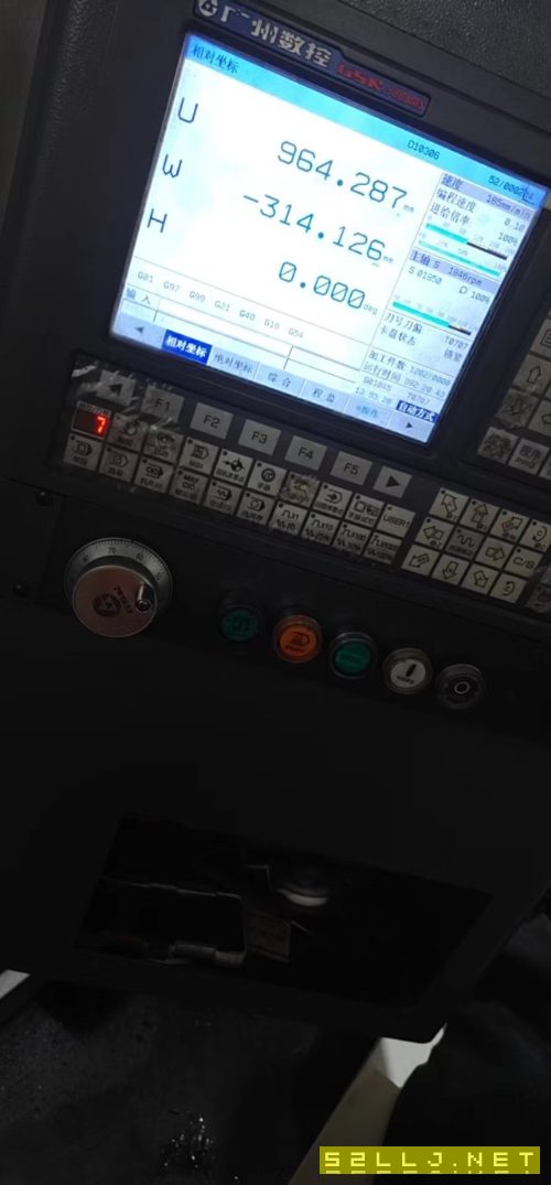 出售两台佳盟子斜导轨车床