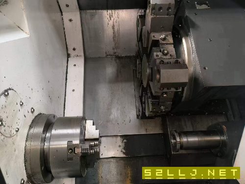出售：威亚e200c数控斜床身车床，8寸卡盘