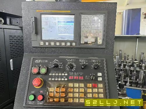 出售：2018年雅力士2015小龙门一台，发那科MF系.