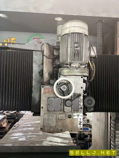 出售：台湾名顺6米龙门铣一台，工作台25006000