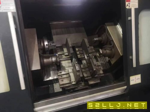 出售:2020年山东友泰ZKX数控铣端打机两台，广数.