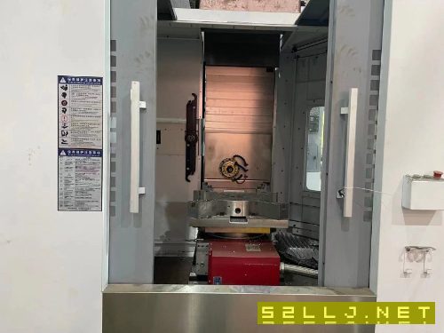 出售:2021年全新锐捷卧加一台，500工作台，主轴B.