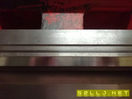 出售：61501000数控车床，广数系统。