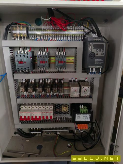 出售中亚WF67K-100T/4000数控折弯机