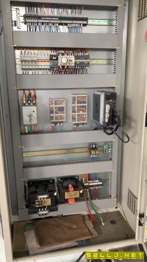 出售WF67K-250T/5000数控折弯机