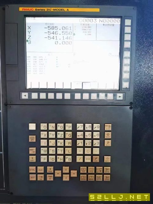 出售：2013年韩国威亚800双工位卧加