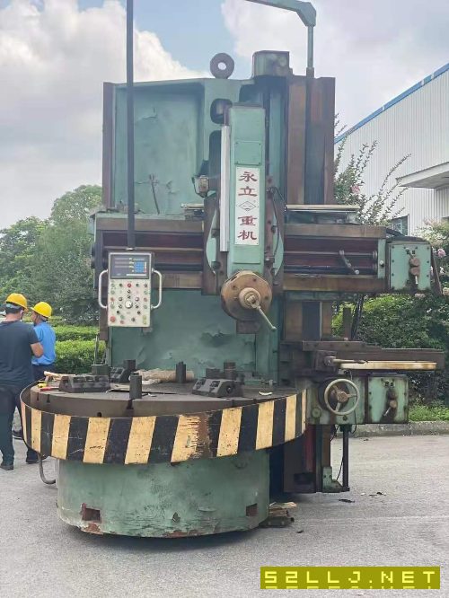 出售2.3米单柱立车