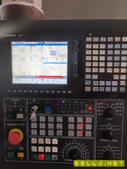 品牌：海天精工VMC-1000模具机（三台同款）
