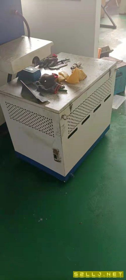 台湾产的6030磨床，磁盘600300mm，可以试车。
