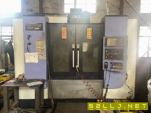 出售：江苏大侨1160加工中心一台