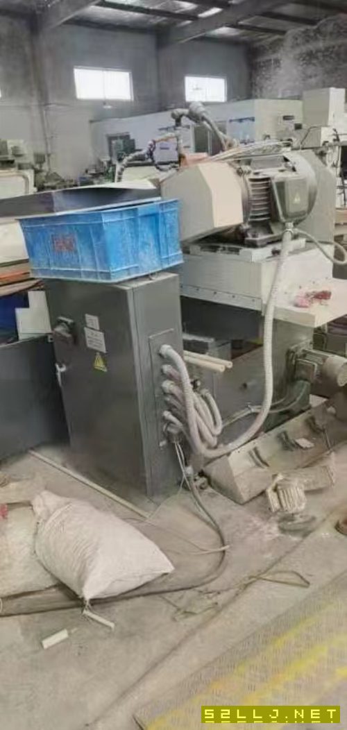 出售:2020年几乎安装未用上海机床厂M13321500外.