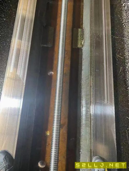 乔威进3020数控龙门铣