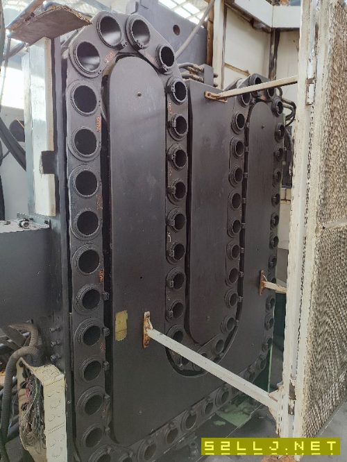 海天630双工位卧式加工中心，BT50齿轮头，正常使用，三硬轨，发那科系统，6.