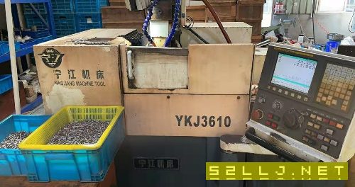 宁江3610数控高效卧式滚齿机