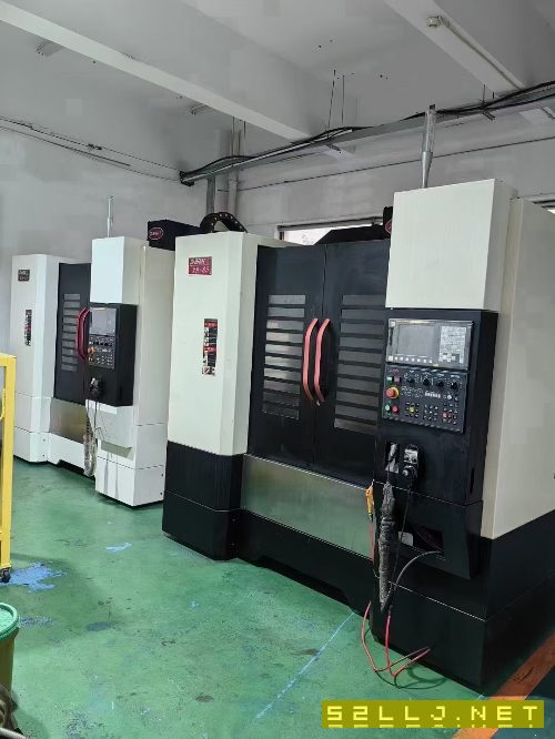 准新乔峰VH-85重型CNC[强]