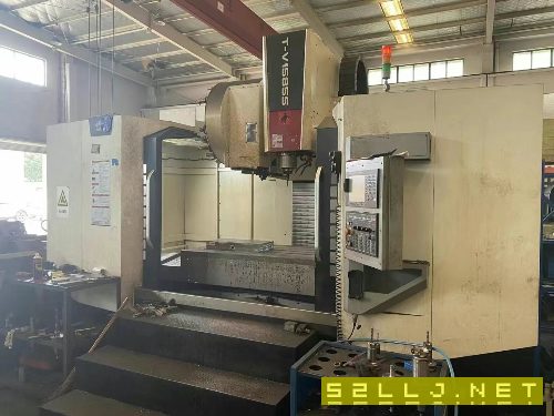 台群1580加工中心一台