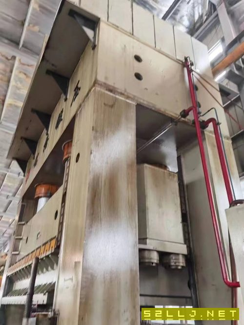斗山PUMA3050，12寸三千里液压卡盘